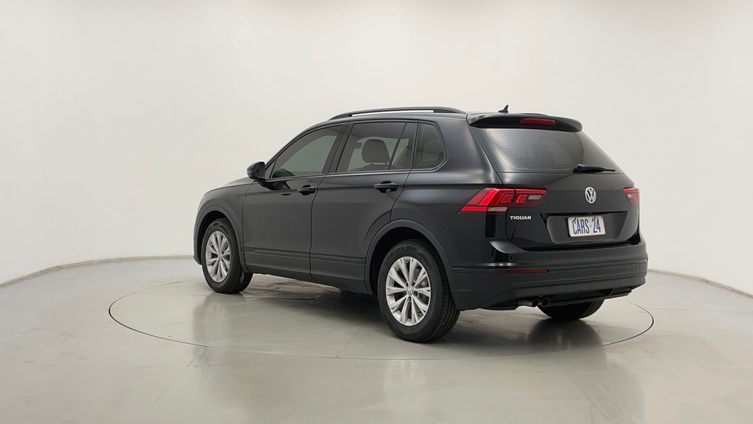 Left Back Diagonal (45- Degree) View