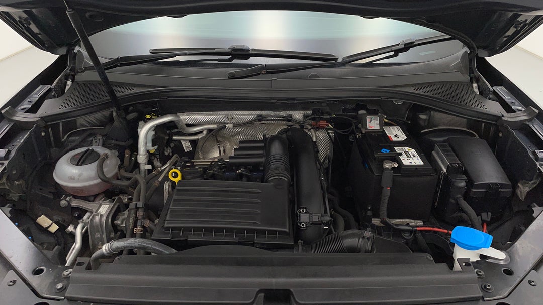 Open Bonnet (Engine)