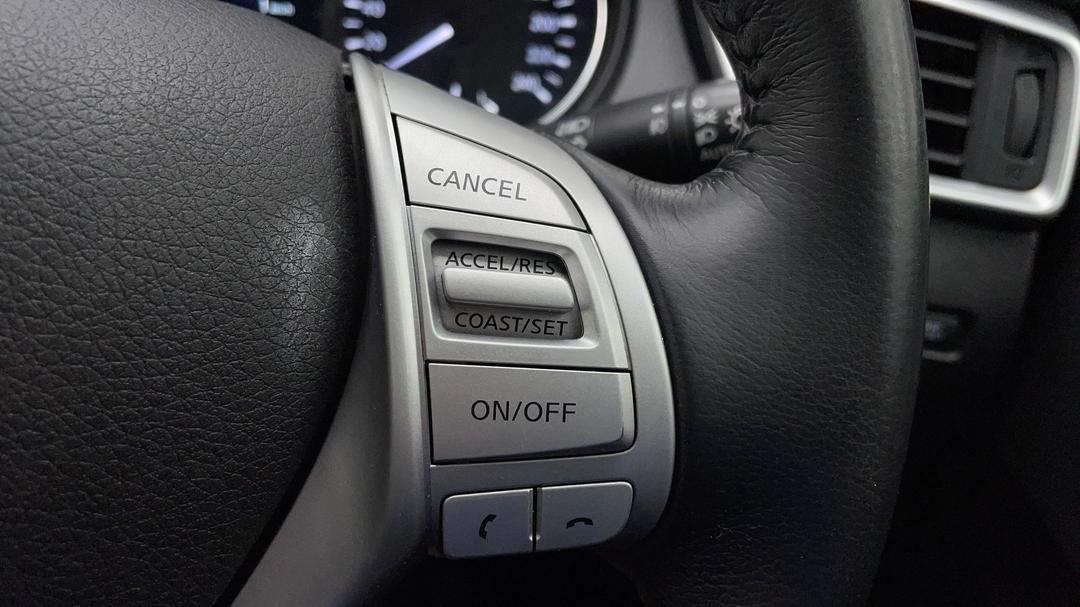 2016 Nissan X-trail St-l (4x4), Automatic, 135244 km, Cruise Control