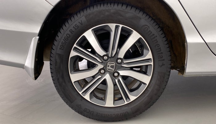 2018 Honda City V MT PETROL, Petrol, Manual, 50,426 km, Right Rear Wheel