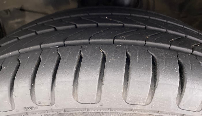 2018 Honda City V MT PETROL, Petrol, Manual, 50,426 km, Left Front Tyre Tread