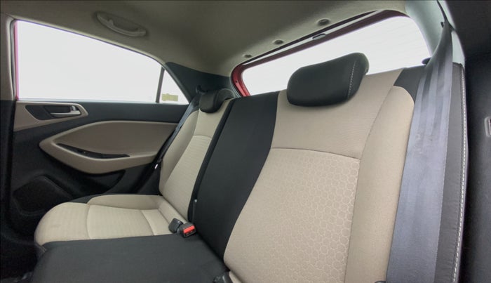 2015 Hyundai Elite i20 ASTA 1.2, Petrol, Manual, 44,135 km, Right Side Rear Door Cabin