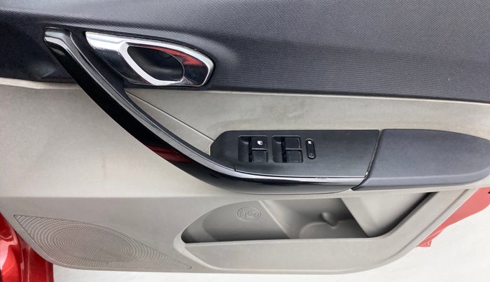 2019 Tata Tiago XZA 1.2 REVOTRON, Petrol, Automatic, 26,923 km, Driver Side Door Panels Control