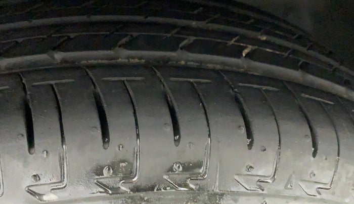 2022 Maruti IGNIS ZETA 1.2, Petrol, Manual, 1,164 km, Right Front Tyre Tread