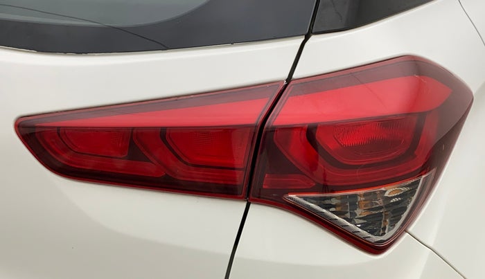 2016 Hyundai Elite i20 MAGNA 1.2, Petrol, Manual, 43,099 km, Right tail light - Minor scratches