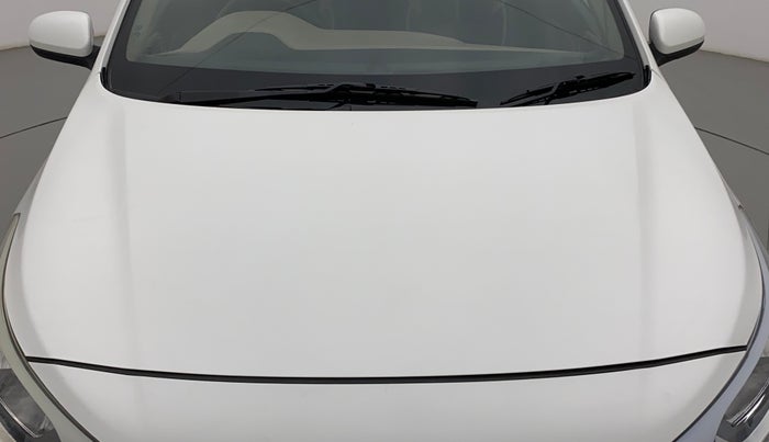 2016 Hyundai Elite i20 MAGNA 1.2, CNG, Manual, 1,21,279 km, Bonnet (hood) - Paint has minor damage