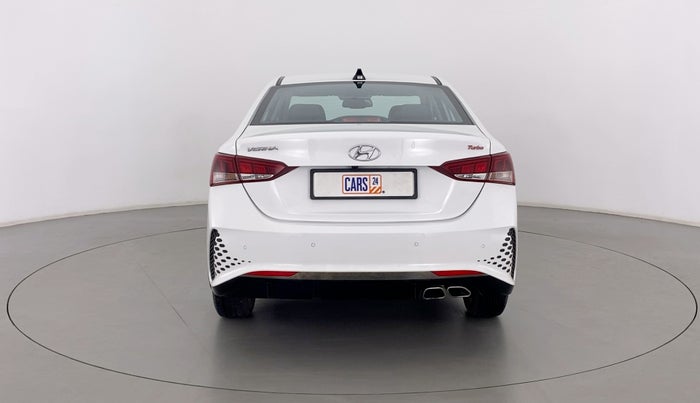 2022 Hyundai Verna SX (O)1.0 TURBO DCT, Petrol, Automatic, 11,885 km, Back/Rear