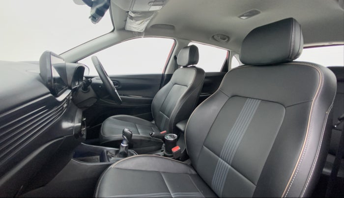 2021 Hyundai NEW I20 Asta 1.0 GDI Turbo IMT, Petrol, Manual, 19,168 km, Right Side Front Door Cabin