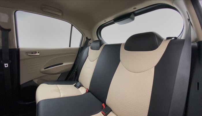 2019 Hyundai NEW SANTRO 1.1 MAGNA MT, Petrol, Manual, 10,304 km, Right Side Door Cabin View