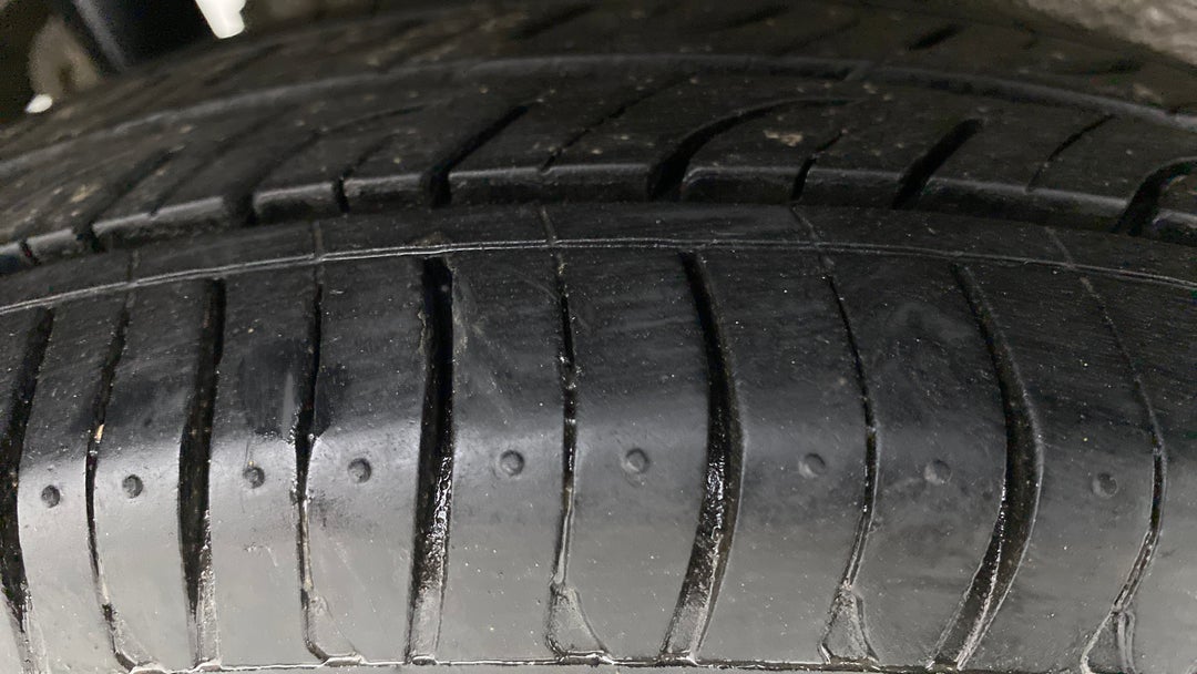 Right Rear Tyre Tread