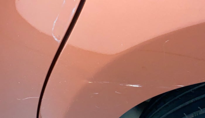 2017 Renault Duster RXL PETROL, Petrol, Manual, 68,505 km, Left quarter panel - Minor scratches