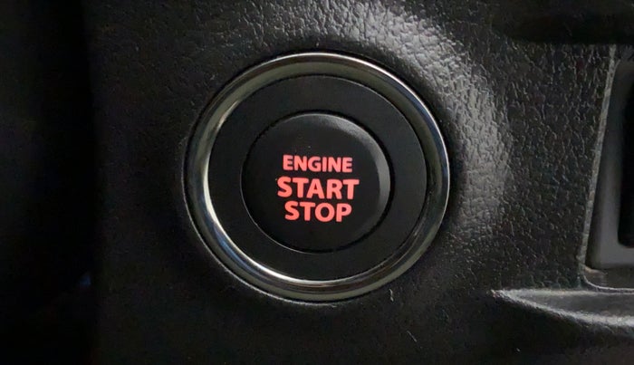 2018 Maruti Vitara Brezza ZDI PLUS DUAL TONE, Diesel, Manual, 21,138 km, Keyless Start/ Stop Button