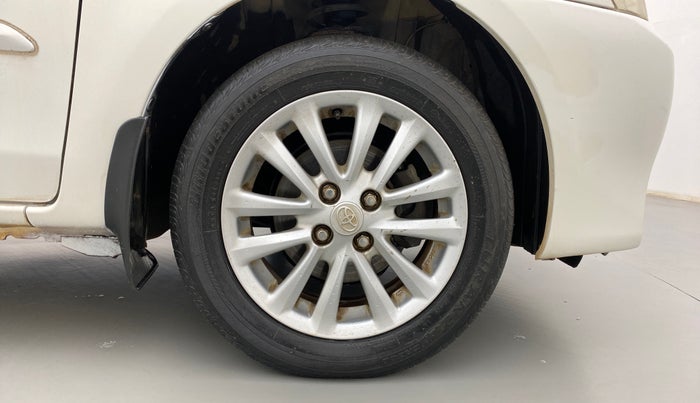 2012 Toyota Etios VD, Diesel, Manual, 95,842 km, Right Front Wheel