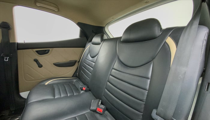 2013 Hyundai Eon D LITE PLUS, Petrol, Manual, 50,370 km, Right Side Rear Door Cabin