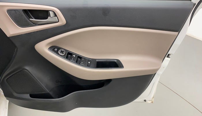 2017 Hyundai Elite i20 ASTA 1.2, Petrol, Manual, 77,545 km, Driver Side Door Panels Control