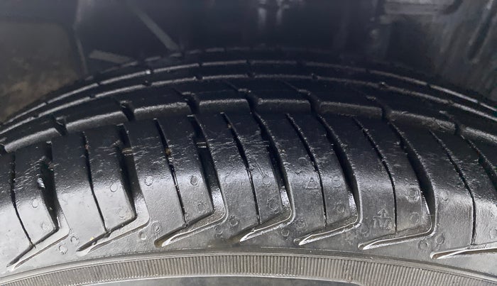 2018 Datsun Redi Go T (O), Petrol, Manual, 11,160 km, Right Front Tyre Tread