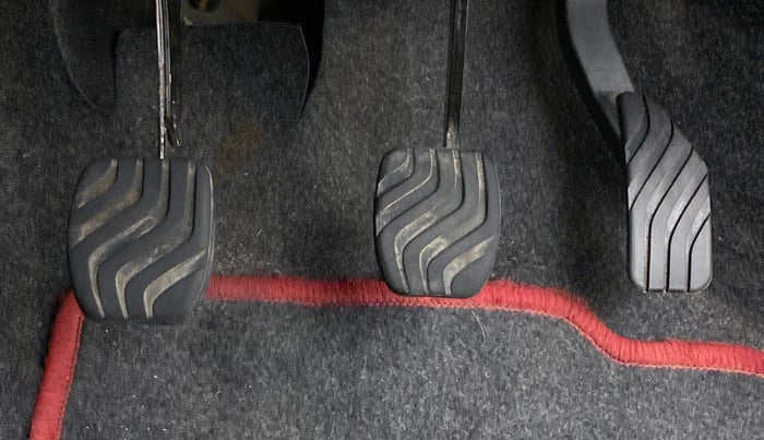 2018 Datsun Redi Go T (O), Petrol, Manual, 11,160 km, Pedals