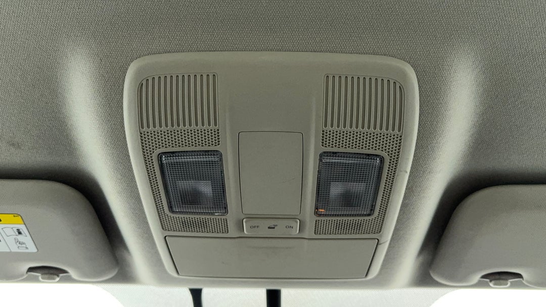 On-Roof Controls/Sunglass holder