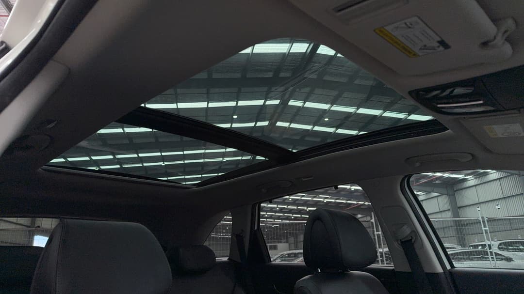 Interior Sunroof/Moonroof