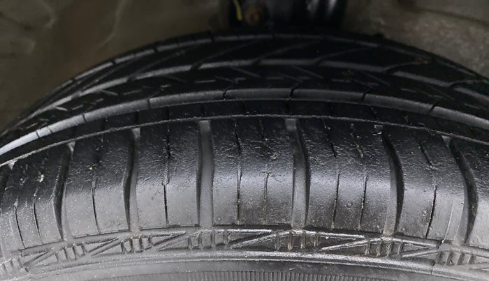 2019 Maruti Celerio VXI d, Petrol, Manual, 13,289 km, Right Front Tyre Tread