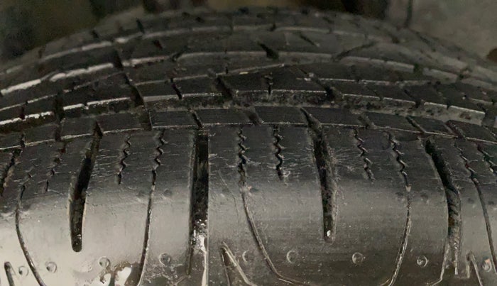 2019 Jeep Compass SPORT PLUS 1.4 PETROL, Petrol, Manual, 24,007 km, Left Rear Tyre Tread