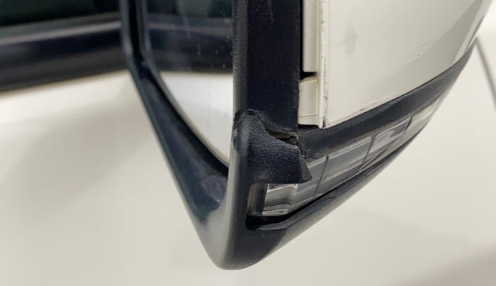 2019 Jeep Compass SPORT PLUS 1.4 PETROL, Petrol, Manual, 24,007 km, Right rear-view mirror - Cover has minor damage