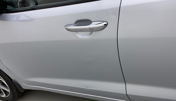 2021 Hyundai GRAND I10 NIOS ASTA 1.2 KAPPA VTVT, Petrol, Manual, 37,258 km, Front passenger door - Minor scratches