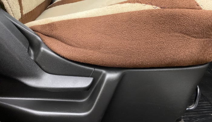 2019 Maruti New Wagon-R VXI 1.2L, Petrol, Manual, 4,434 km, Driver Side Adjustment Panel