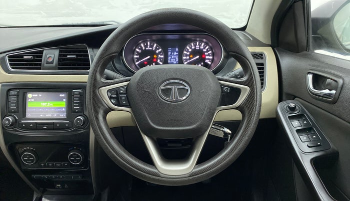 2017 Tata Zest XT QUADRAJET 90PS, Diesel, Manual, 43,938 km, Steering Wheel