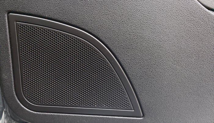 2017 Tata Zest XT QUADRAJET 90PS, Diesel, Manual, 43,938 km, Speaker