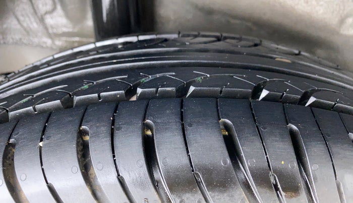 2016 Honda City VX MT DIESEL, Diesel, Manual, 50,467 km, Right Rear Tyre Tread