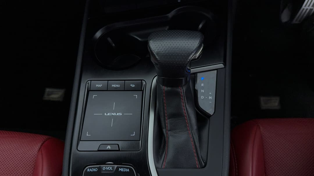 2019 Lexus Ux200 F Sport, Automatic, 50583 km, Gear Lever 