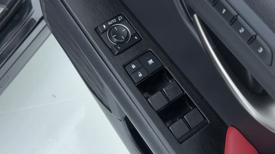 2019 Lexus Ux200 F Sport, Automatic, 50583 km, Drivers Side Door Panel Controls