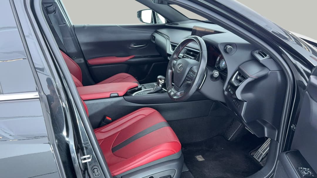 2019 Lexus Ux200 F Sport, Automatic, 50583 km, Right Side Front Door Cabin View