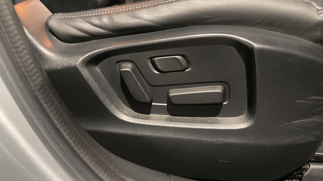 2020 Mazda CX-8 Touring (FWD), Automatic, 43900 km, Drivers Side Adjustment Panel