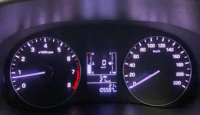 2016 Hyundai Creta SX PLUS 1.6 PETROL, Petrol, Manual, 1,05,587 km, Odometer Image