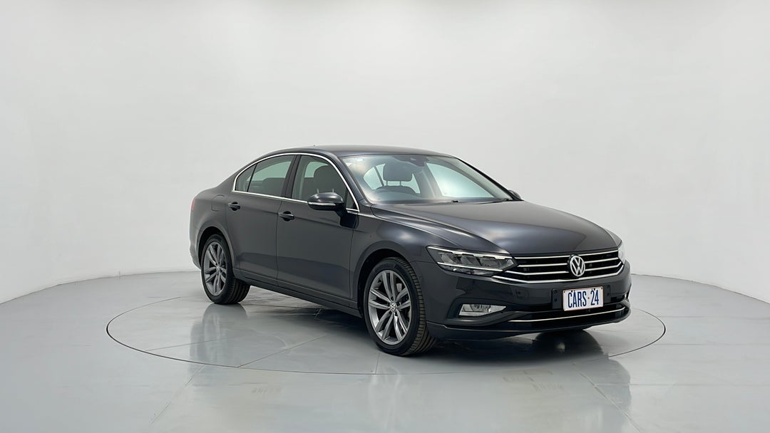 Right Front Diagonal (45- Degree) View