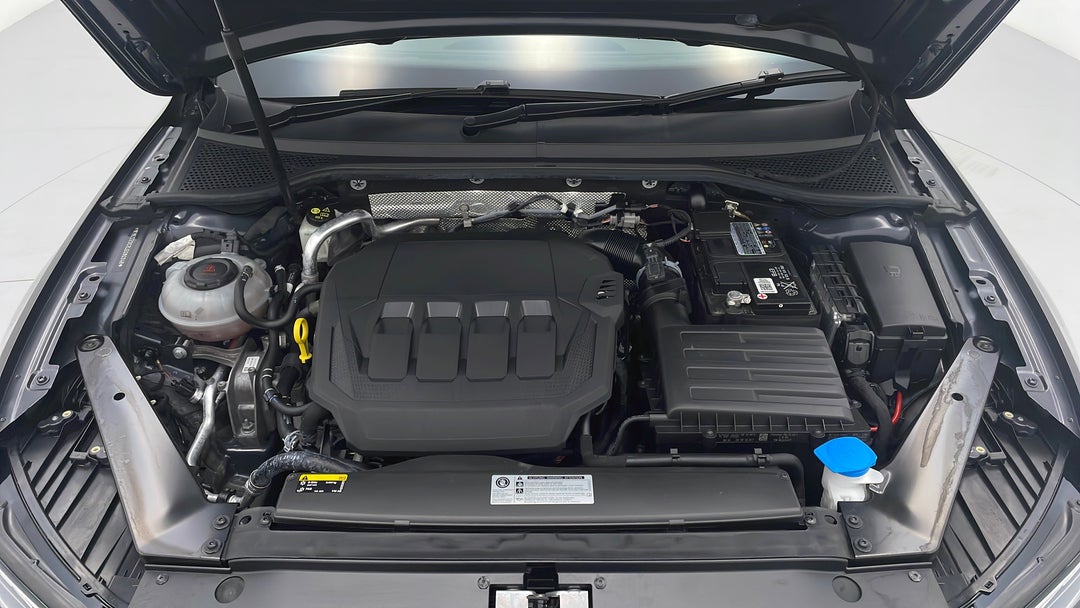 Open Bonnet (Engine)