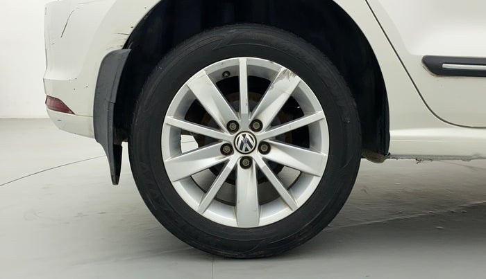 2017 Volkswagen Polo HIGHLINE1.2L PETROL, Petrol, Manual, 52,489 km, Right Rear Wheel