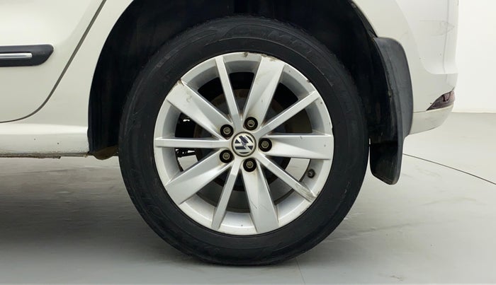 2017 Volkswagen Polo HIGHLINE1.2L PETROL, Petrol, Manual, 52,489 km, Left Rear Wheel