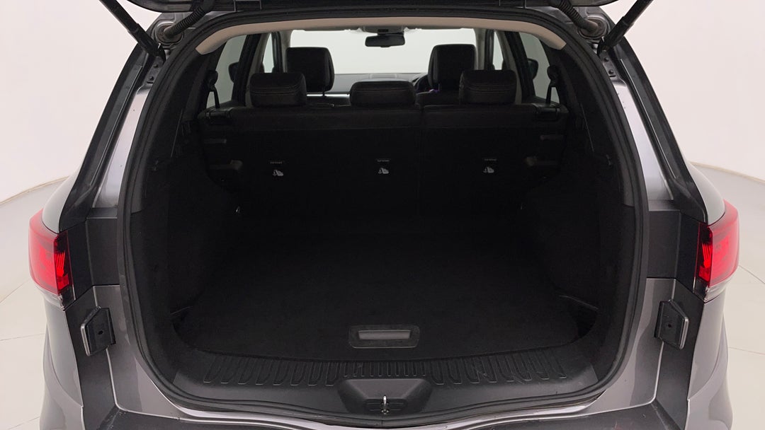 2022 Renault Koleos Zen (4x2), Automatic, 57562 km, Boot Inside View