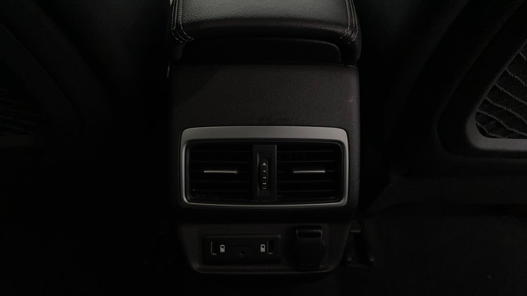 2022 Renault Koleos Zen (4x2), Automatic, 57562 km, Rear A/C Vent