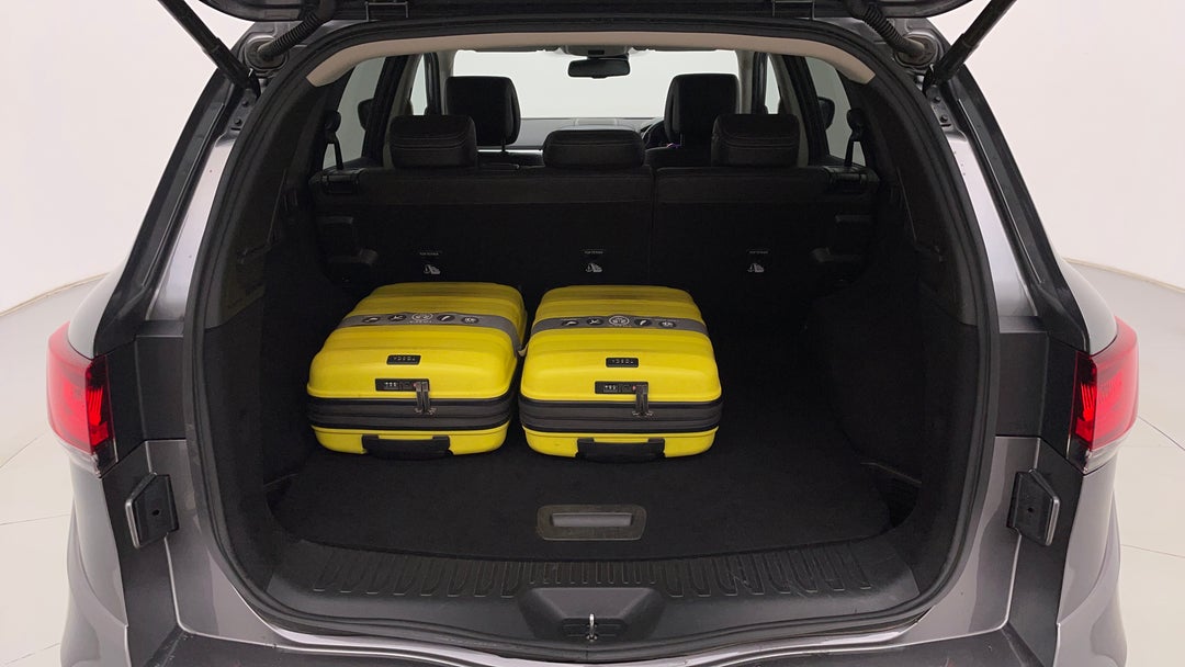 2022 Renault Koleos Zen (4x2), Automatic, 57562 km, Boot Inside View with Luggage