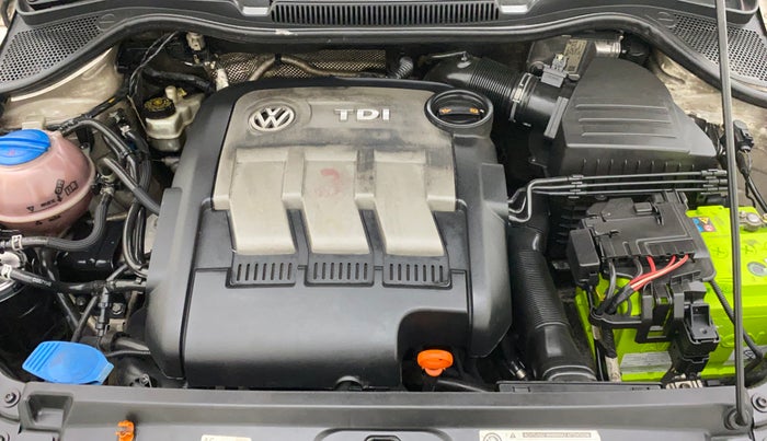 2012 Volkswagen Polo TRENDLINE 1.2L DIESEL, Diesel, Manual, 1,37,369 km, Open Bonet