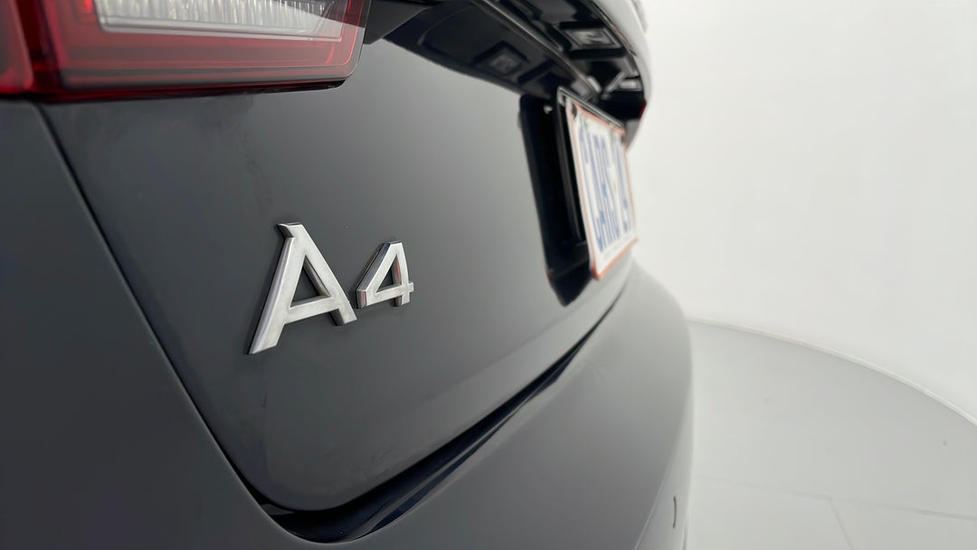 Badge (Boot Left Side)