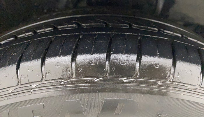2018 Honda City V MT PETROL, Petrol, Manual, 71,080 km, Right Front Tyre Tread