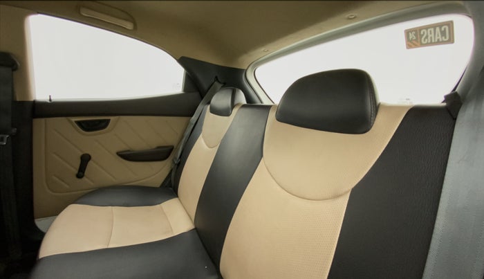 2014 Hyundai Eon D-LITE+, Petrol, Manual, 52,594 km, Right Side Rear Door Cabin
