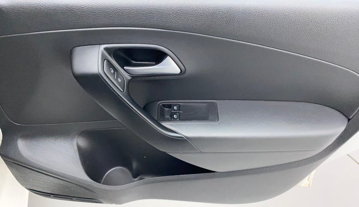 2016 Volkswagen Polo TRENDLINE 1.2L PETROL, Petrol, Manual, 40,071 km, Driver Side Door Panels Control