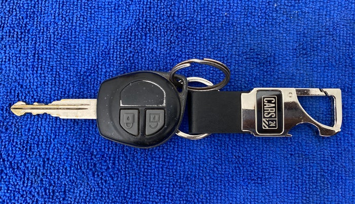 2015 Maruti Swift VDI ABS, Diesel, Manual, 96,194 km, Key Close-up