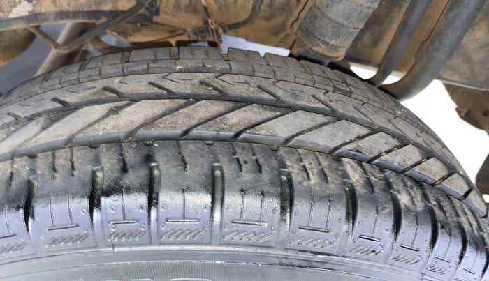 2014 Datsun Go T, Petrol, Manual, 30,322 km, Left Rear Tyre Tread